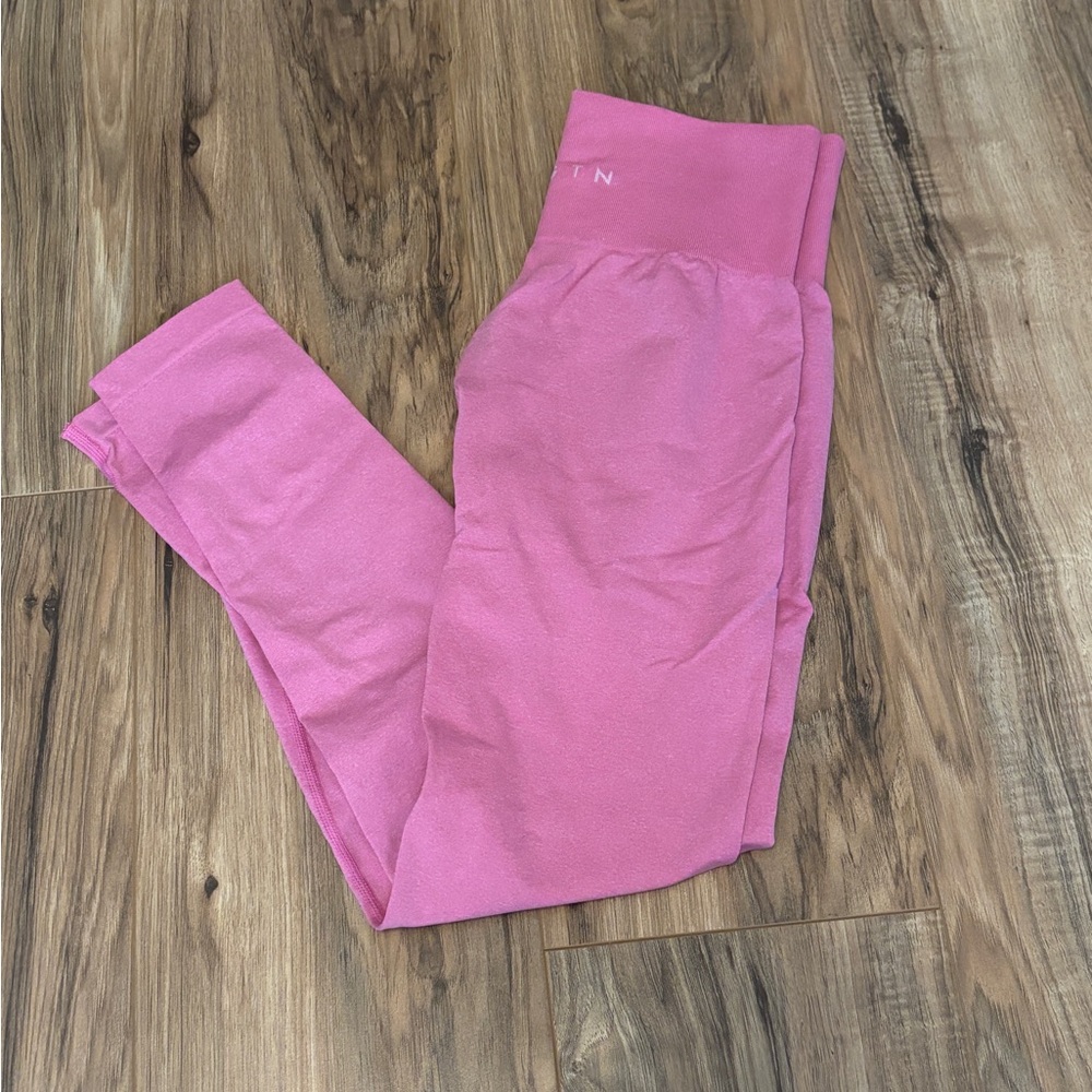 NVGTN Leggings